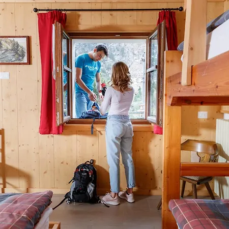 Rifugio Ghiacciaio Dei Forni Hotel