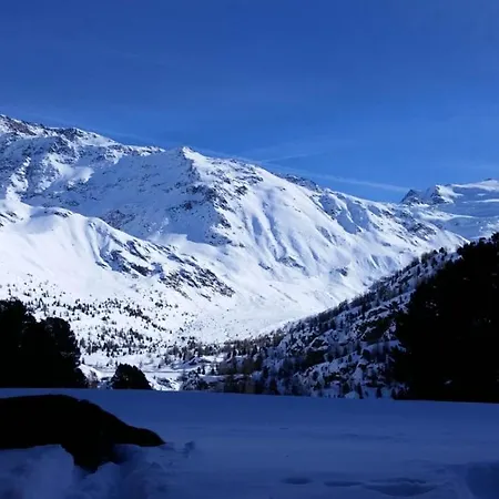 Rifugio Ghiacciaio Dei Forni