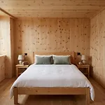 Rifugio Ghiacciaio Dei Forni Hotel *