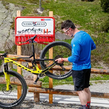 Hotel Rifugio Ghiacciaio Dei Forni