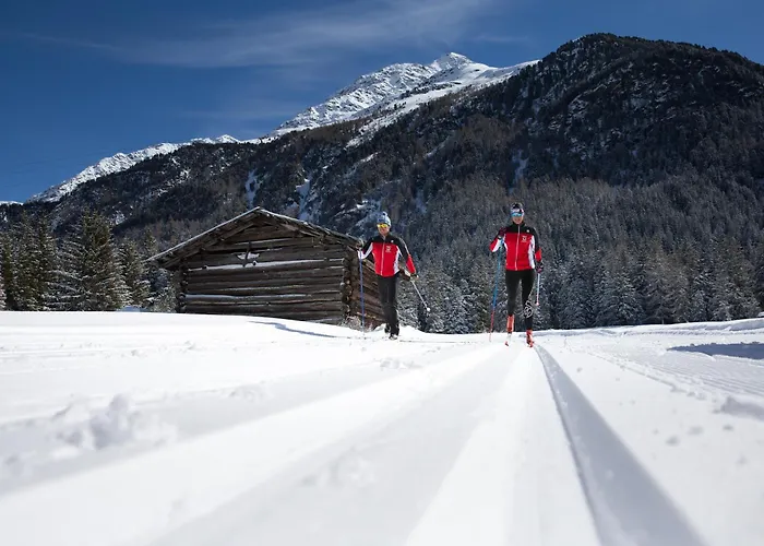 Rifugio Ghiacciaio Dei Forni * ヴァルフルヴァ