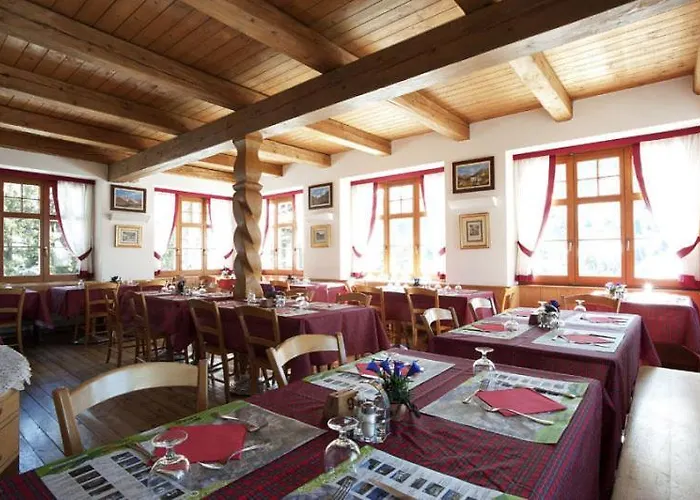 Rifugio Ghiacciaio Dei Forni