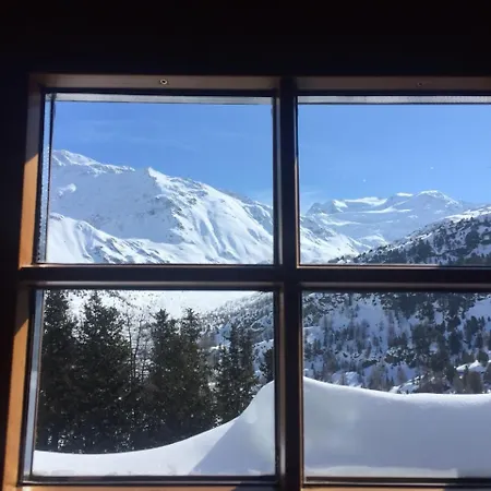 Rifugio Forni Hotel