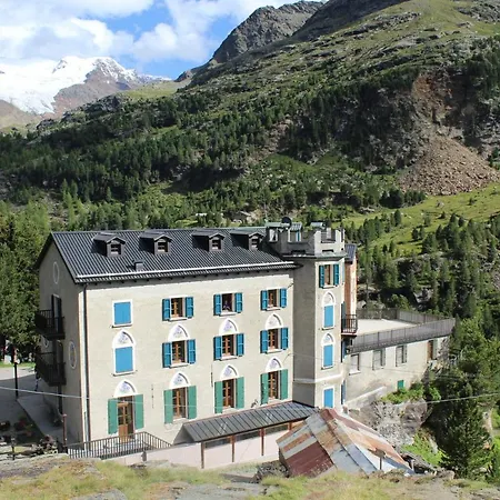 Hotel Rifugio Forni Valfurva